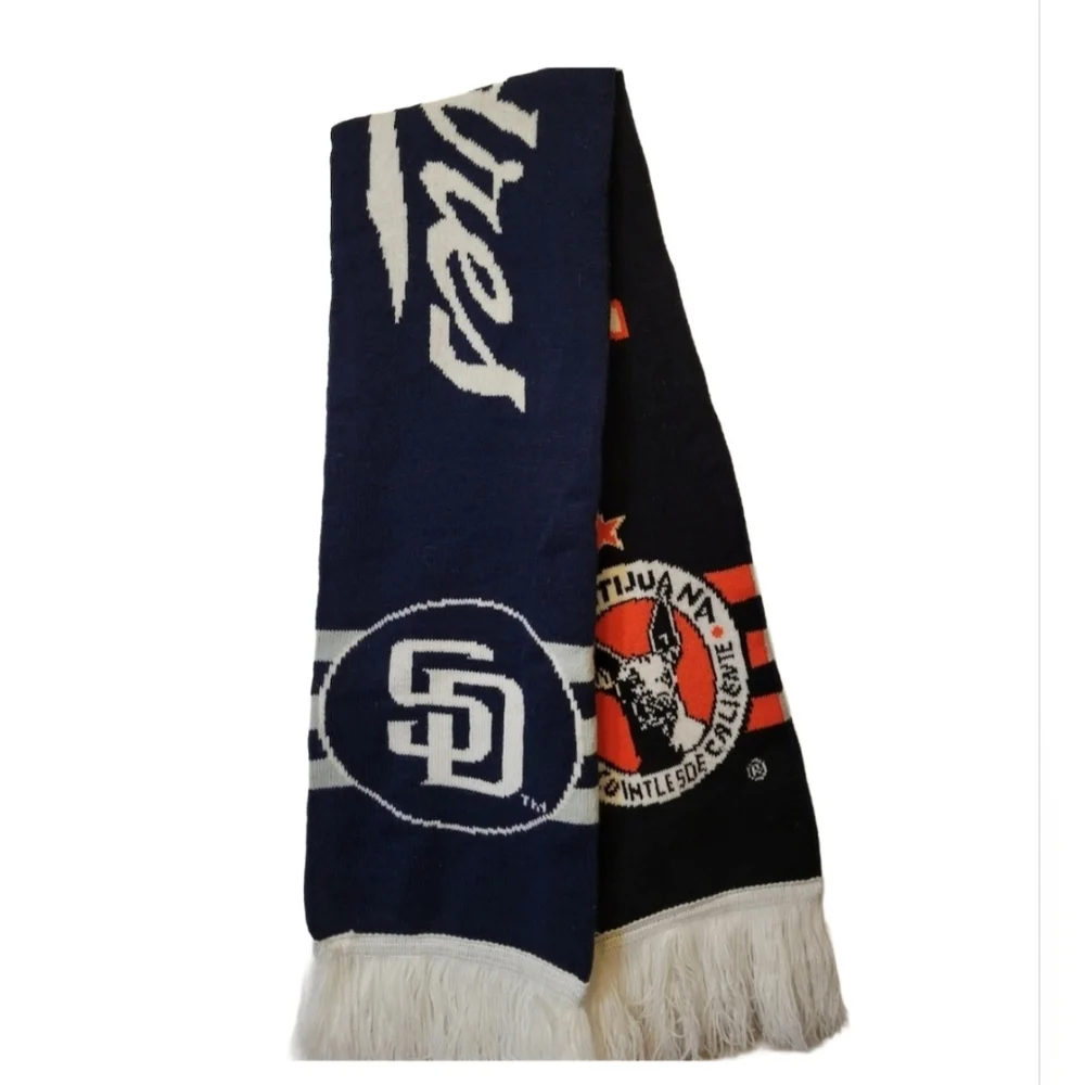 San Diego Padres x Club Tijuana Xolos SGA Soccer Reversable Collector Scarf NWOT